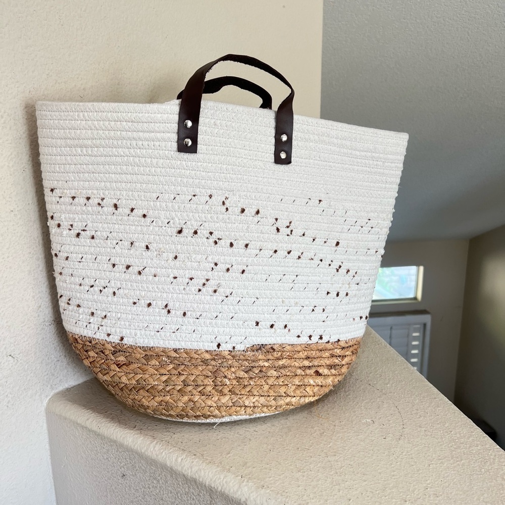 White & Straw Tote  Shoulder Bag, Boho Summer Beach Bag, Everyday Oversized Tote